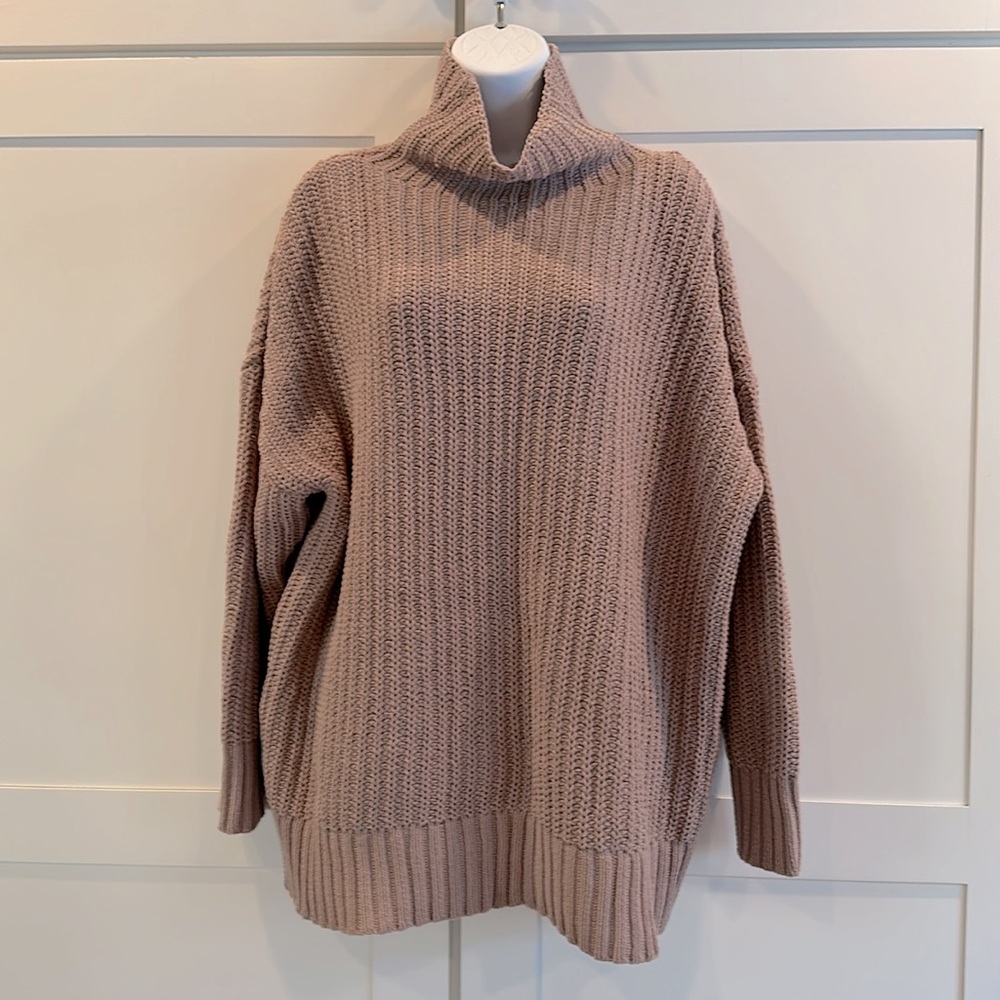 Blush pink/mauve oversized soft aerie sweater